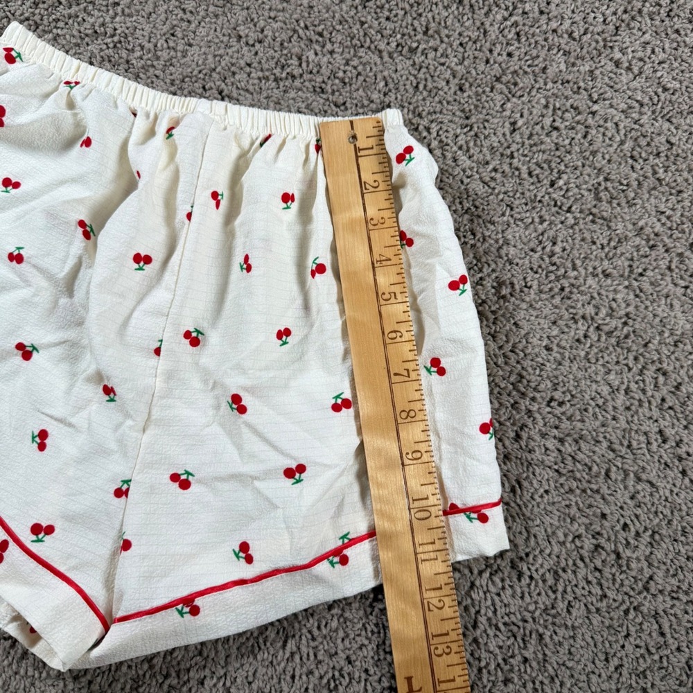 Cherry Pajama Set Short Sleeve Shorts Medium sleepwear retro red
PJs cottagecore - Picture 14 of 15